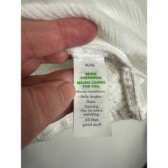 Aerie XL Tie Front Cropped Tank Top White Smocked Sleeveless V-Neck NWT - Picture 7 of 11